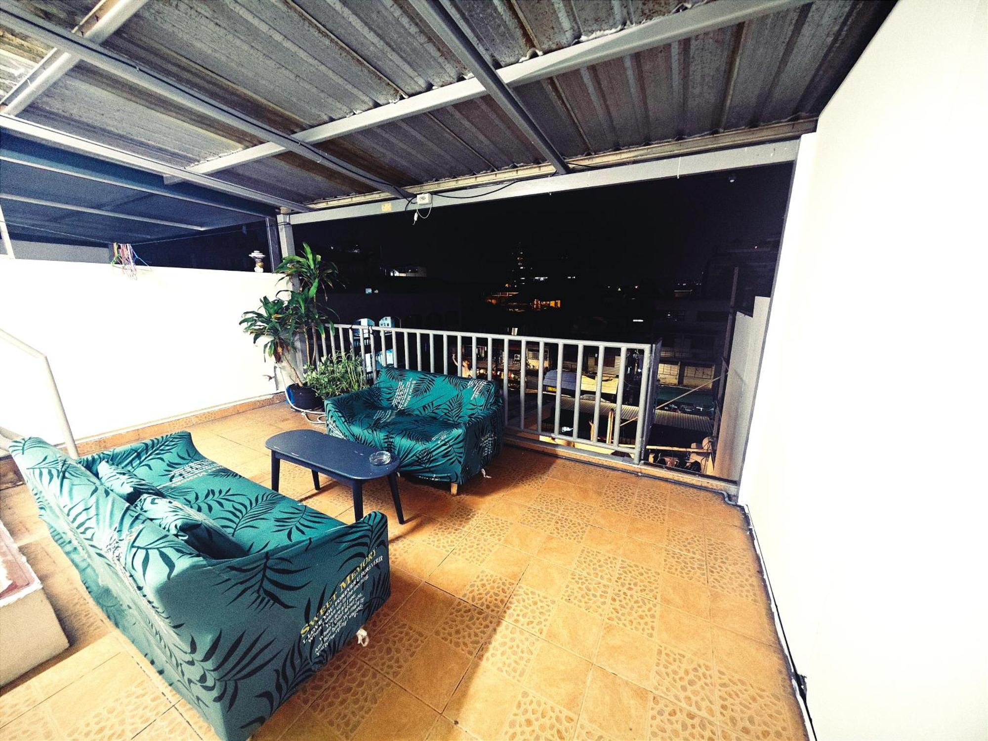 Panda Lodge Home Stay Banguecoque Exterior foto